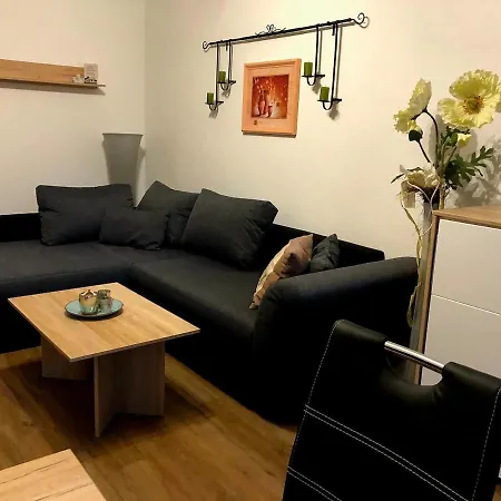 Am Fusse Des Zittauer Gebirges *